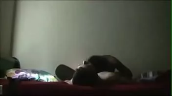 Riproduci Piccola ragazza francese stretta si fa scopare nel culo, sextape di prostituta adolescente