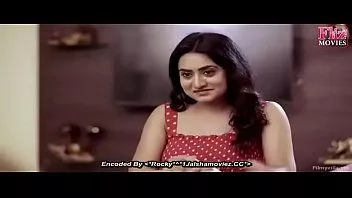 play زوجان هنديان يلعبان الحقيقة ويجرؤان. زوجان هنديان يتبادلان صديقتهما ويتمتعان به