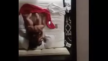 Jouer Mi reina culiando me en la cama/ma femme me baise sur le lit