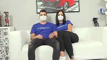 再生 エッチなカップルはコロナウイルスを恐れていません