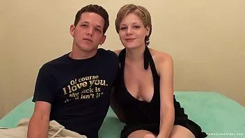 再生 露出狂のカップルはエッチな楽しみを見せびらかすのが大好き