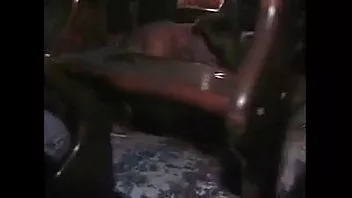 Riproduci Una giovane francese sexy viene scopata in lingerie nera, una giovane coppia universitaria amatoriale fa sesso anale con la sorella francese