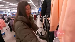 play Cute Teen's Risky Public Fitting Room Encounter