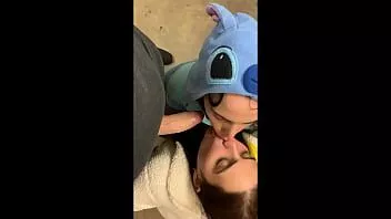 play Sıcak latinas içinde onesies vermek oral seks