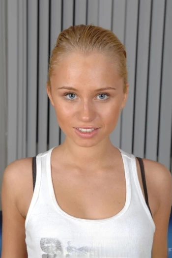 قناة Jessica Miller